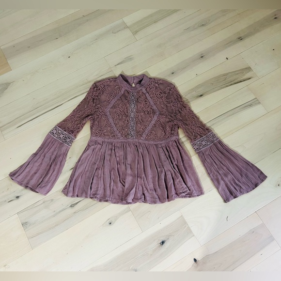 American Eagle Outfitters Tops - American Eagle Outfitters Fairycore Boho Festival Bell Sleeve Top Small